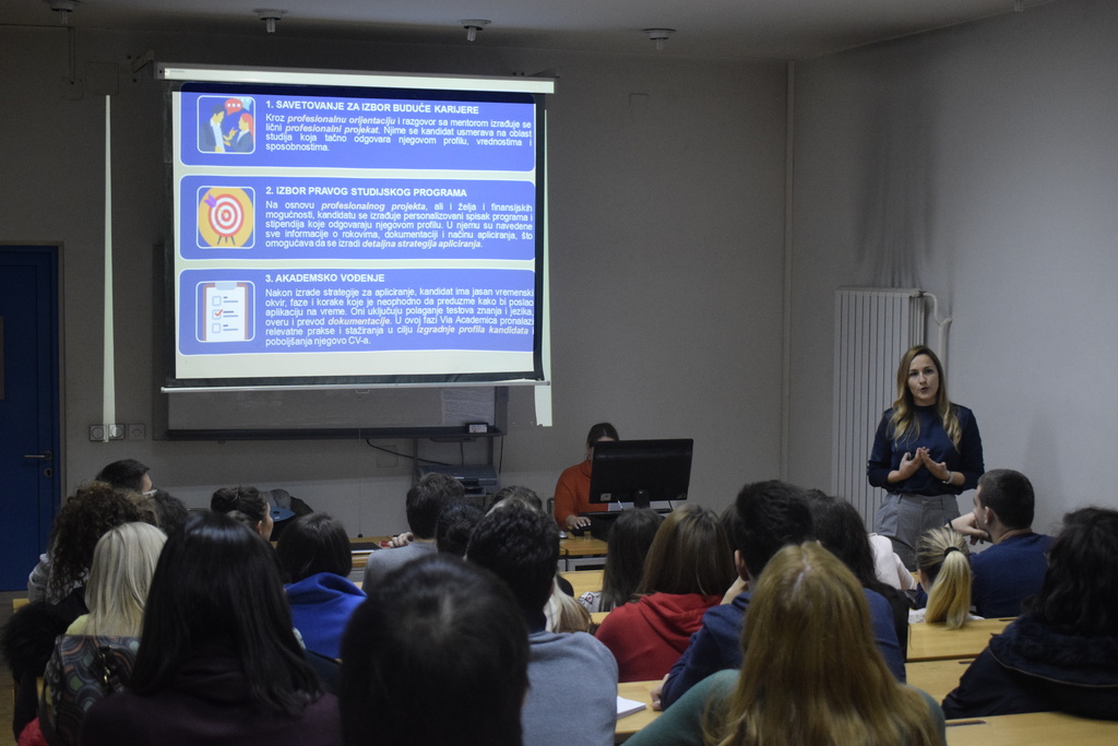 Održano predavanje „Kako do studija i stipendija u inostranstvu“