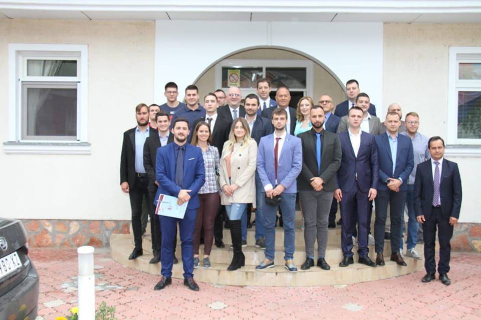 Predstavnici Studentskog parlamenta FPN-a na zajedničkoj sednici KONUS-a i SKONUS-a u Kosovskoj Mitrovici