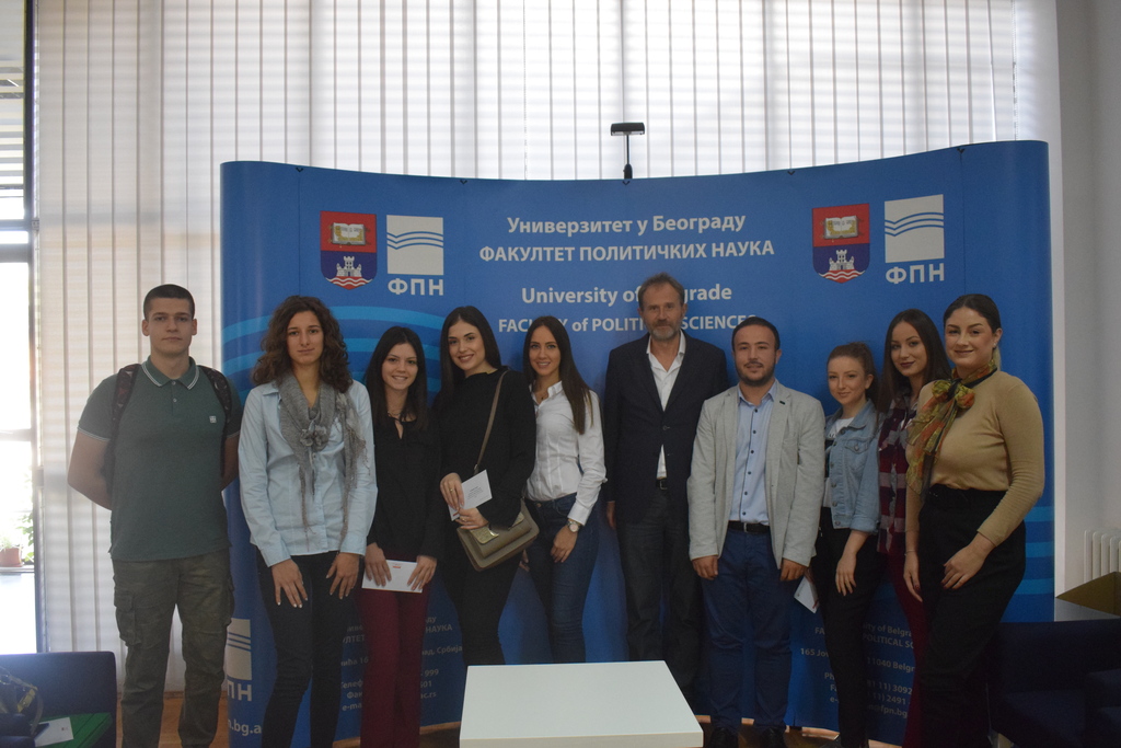 Dodeljene nagrade prvoplasiranim studentima na prijemnom ispitu i volonterima Centra za karijerni razvoj