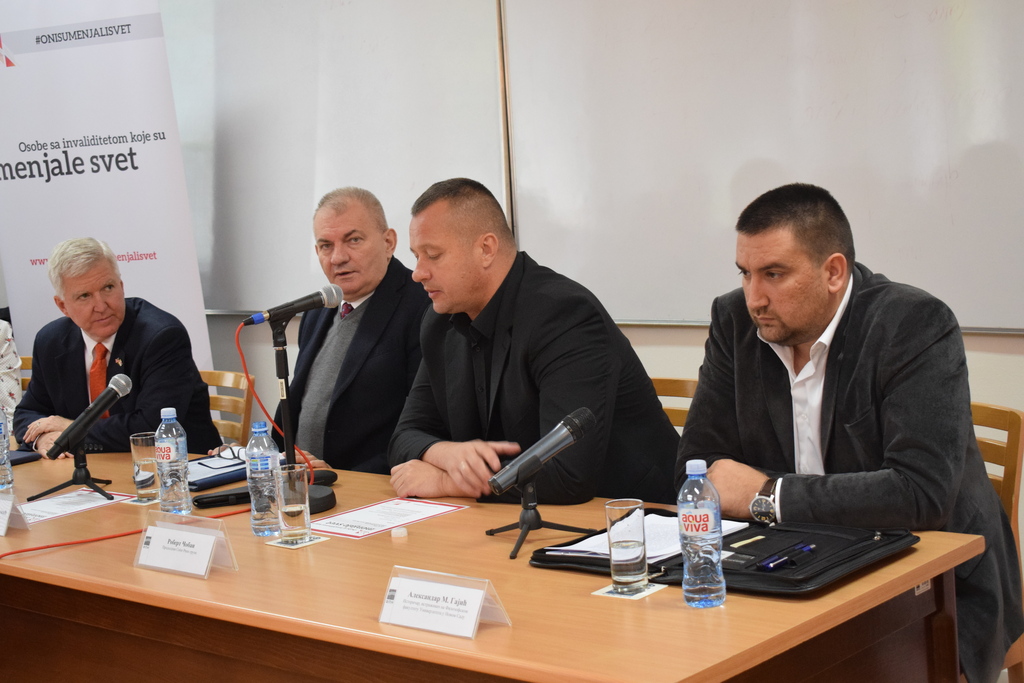 Održana tribina „Osobe sa invaliditetom koje su menjale svet“ posvećena Frenklinu Delano Ruzveltu