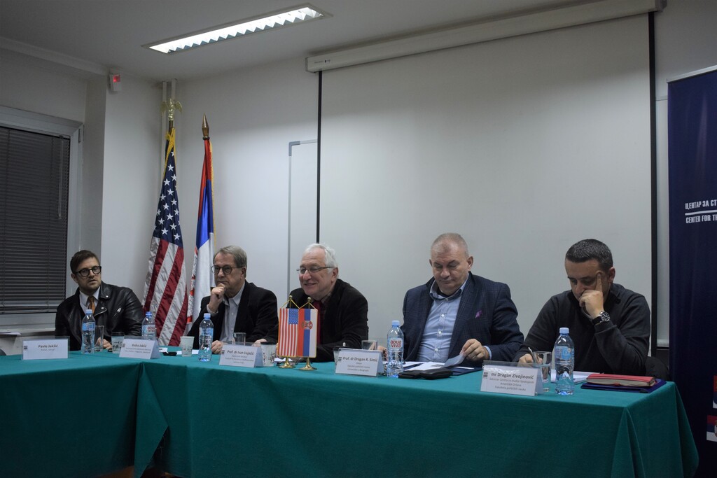 Održana tribina „Srbija i Sjedinjene Američke Države - novi temelji ili stare uspomene”