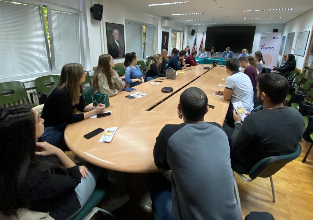 Представљен програм „Студентска стручна пракса у јавној  управи“