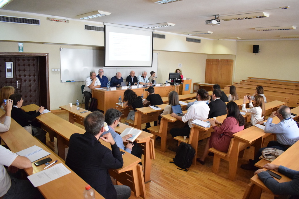 Представљена књига „Интеграција Западног Балкана у ЕУ: превазилажење заједничких погрешних перцепција“ на 17. Сабору политиколога
