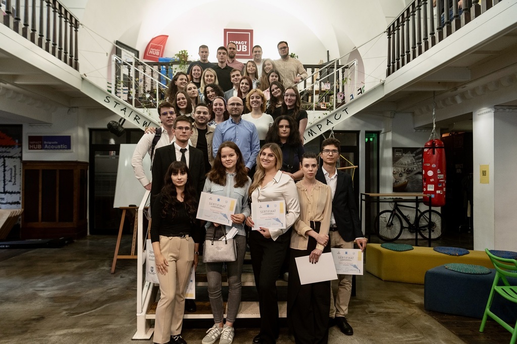 Predstavljeni završni studentski projekti na kursu ,,Demokratija: od teorije do prakse”